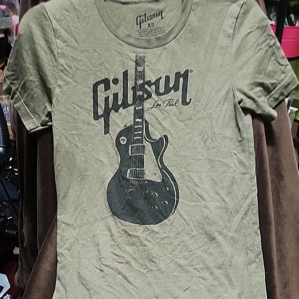 Gibson Green Short Sleeve Tee with Vintage Guitar Design